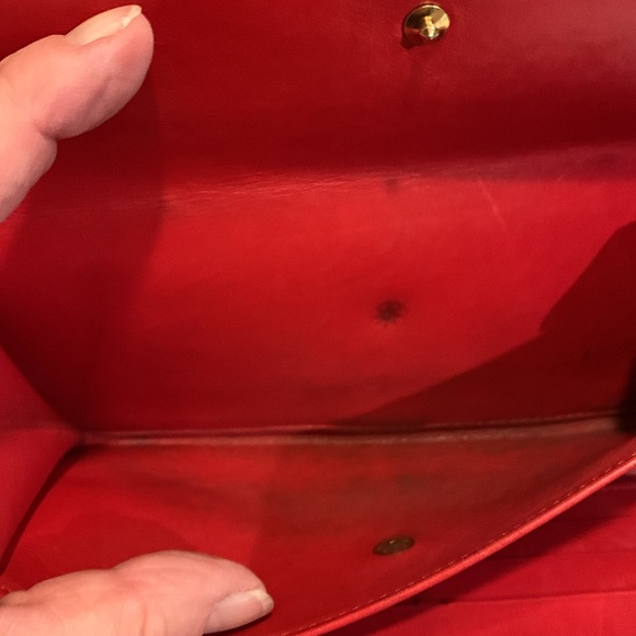 Beautiful Louis Vuitton Wallet ! In great condition no transfer!! - Picture 7 of 14